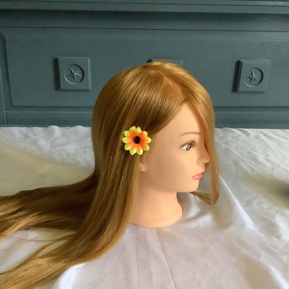 set of 2 small alligator clips embellished with sunflowers - Picture 1 of 5
